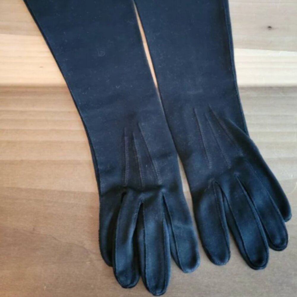 Vintage Black Mid Forearm Gloves